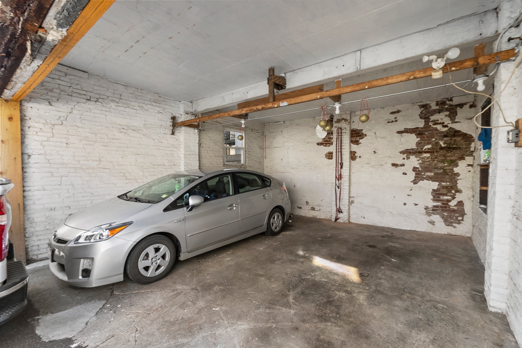 58 Blossom St, Chelsea, MA 02150, USA Photo 36