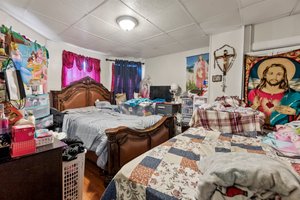 58 Blossom St, Chelsea, MA 02150, USA Photo 14