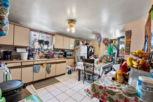 58 Blossom St, Chelsea, MA 02150, USA Photo 4