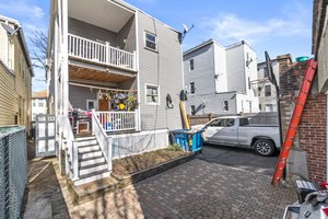 58 Blossom St, Chelsea, MA 02150, USA Photo 32