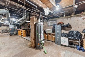 58 Blossom St, Chelsea, MA 02150, USA Photo 15