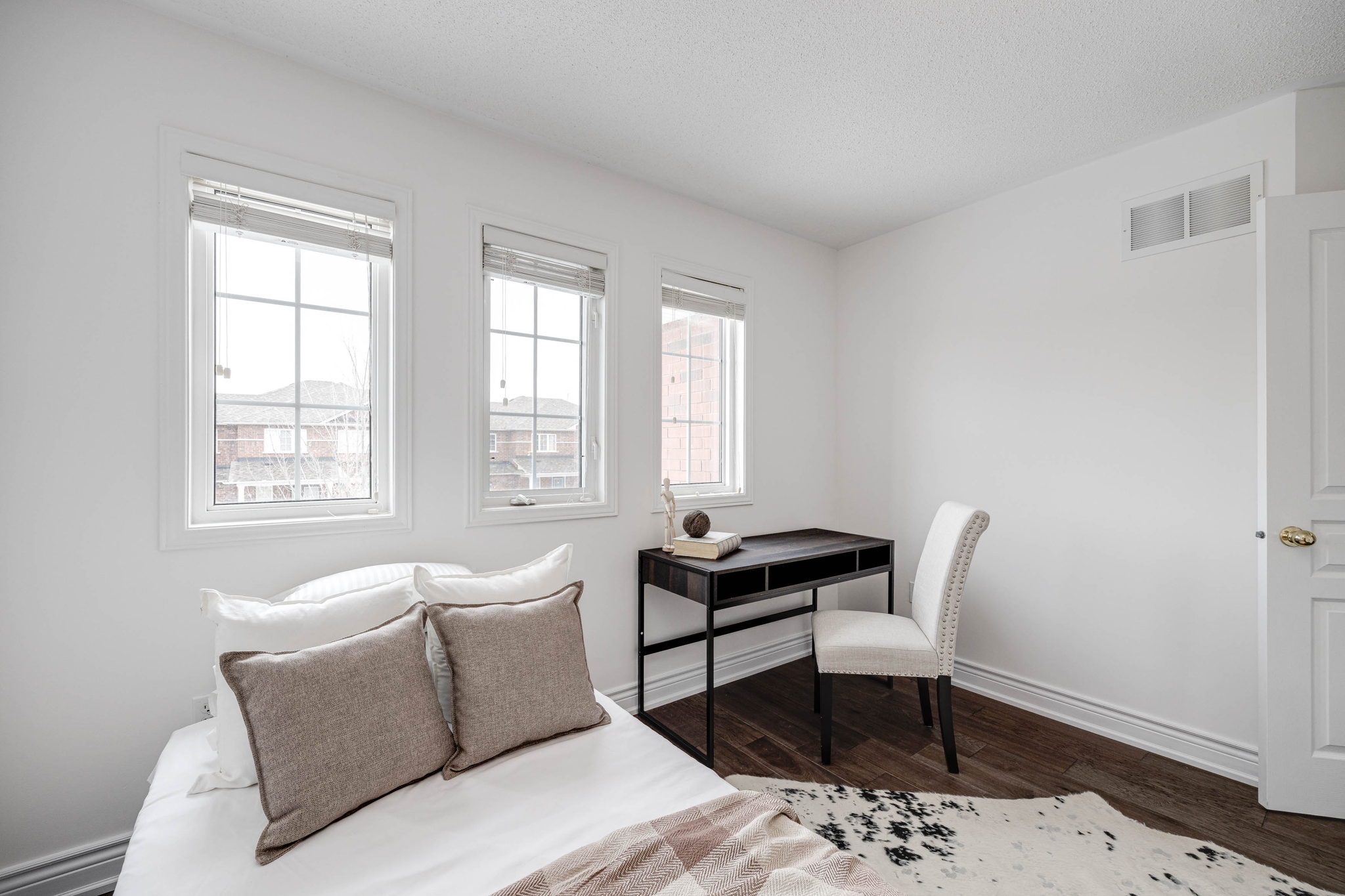Markham property showcase — delivered property photograph 30