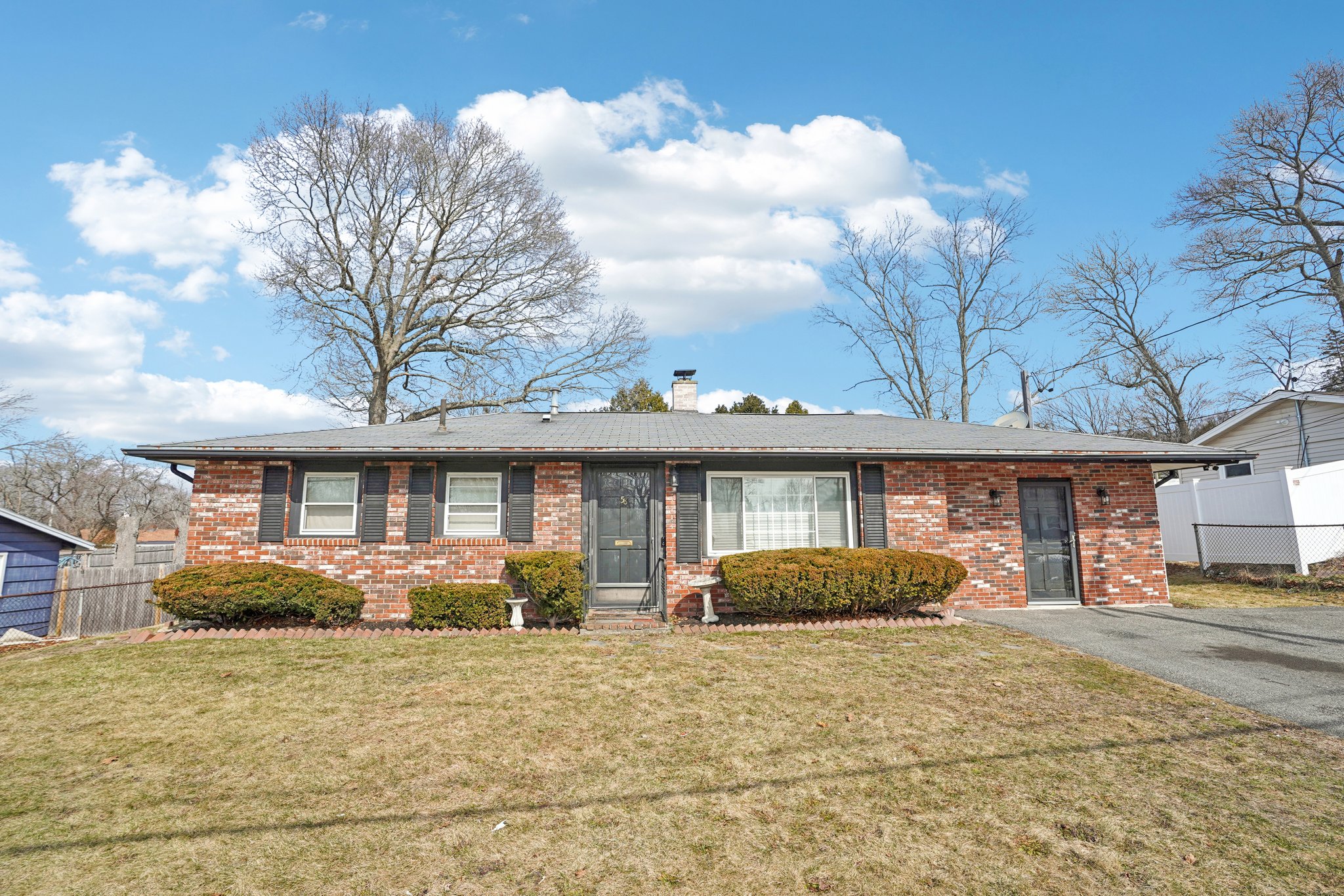 Budd Ave-S1203-006.jpg