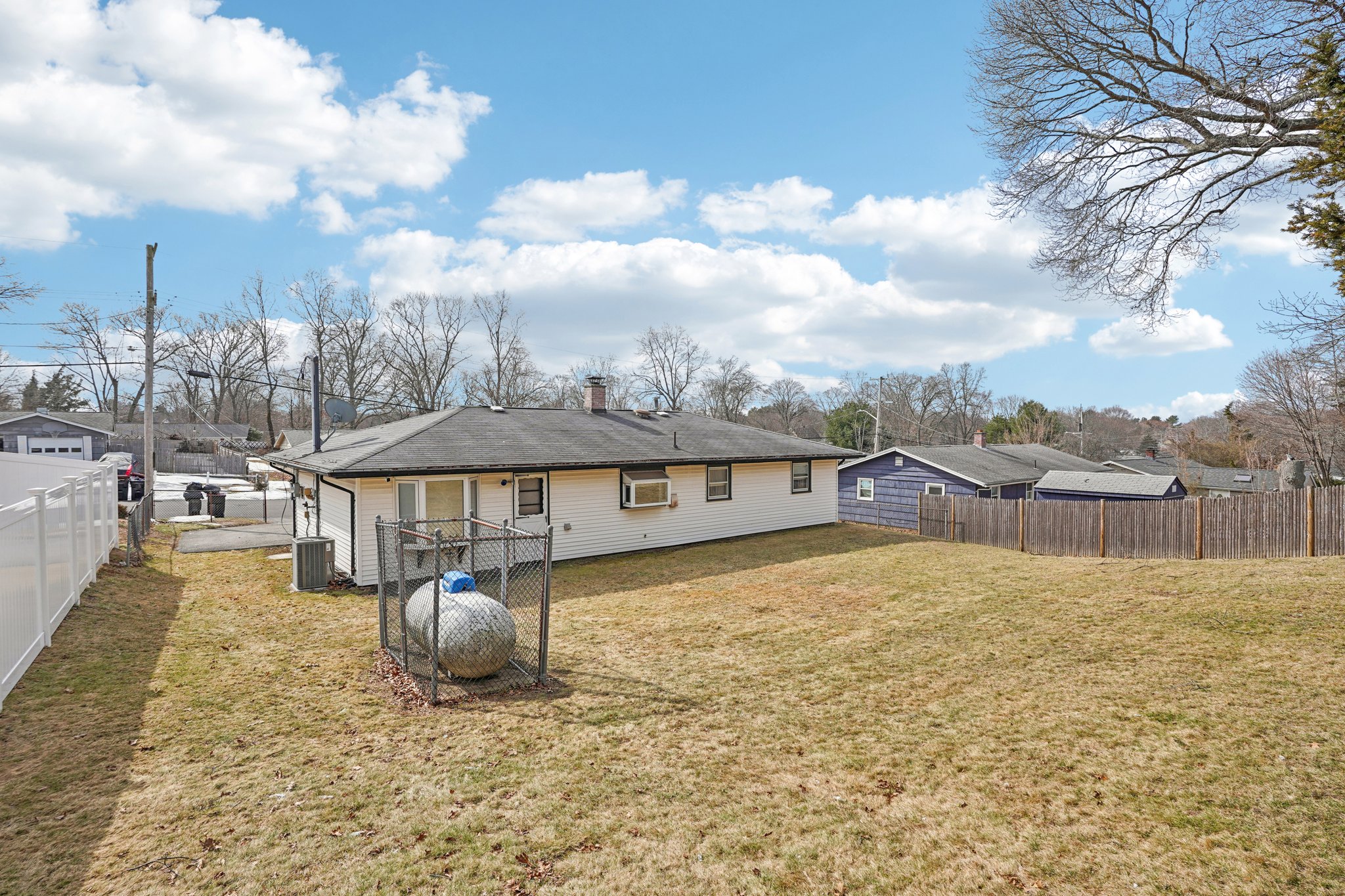 Budd Ave-S1203-021.jpg