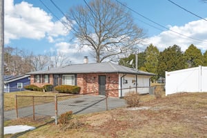 Budd Ave-S1203-005.jpg