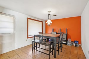 Budd Ave-S1203-009.jpg