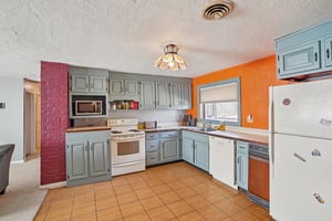 Budd Ave-S1203-011.jpg