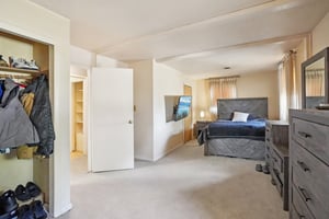 Budd Ave-S1203-018.jpg