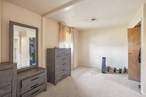 Budd Ave-S1203-019.jpg