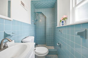  Photo 48