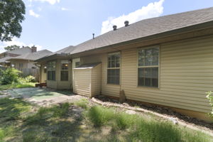 Photo 44