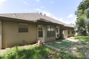  Photo 46