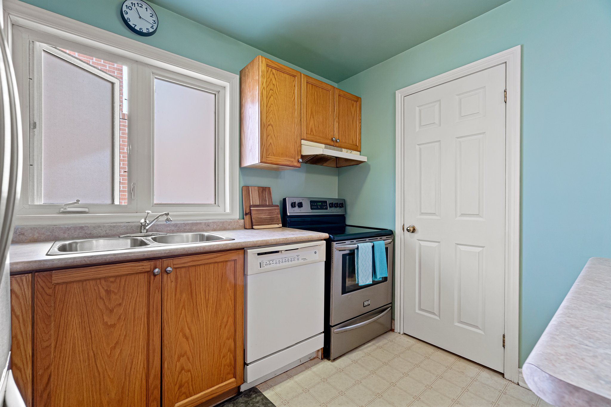 Toronto property showcase — delivered property photograph 15