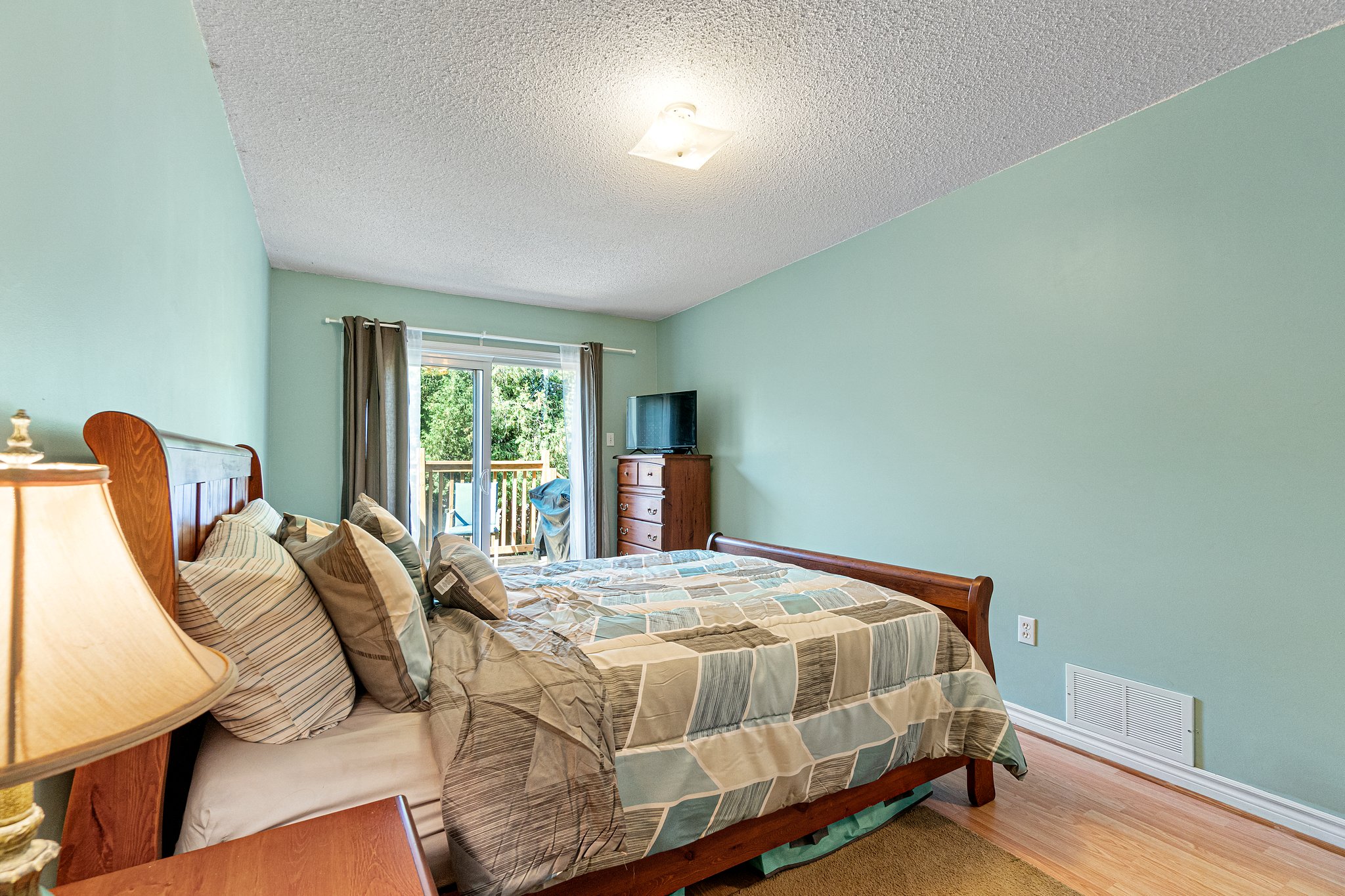 Toronto property showcase — delivered property photograph 22