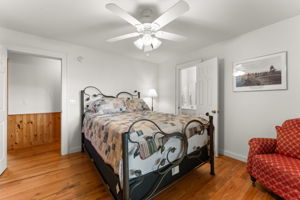  Photo 44