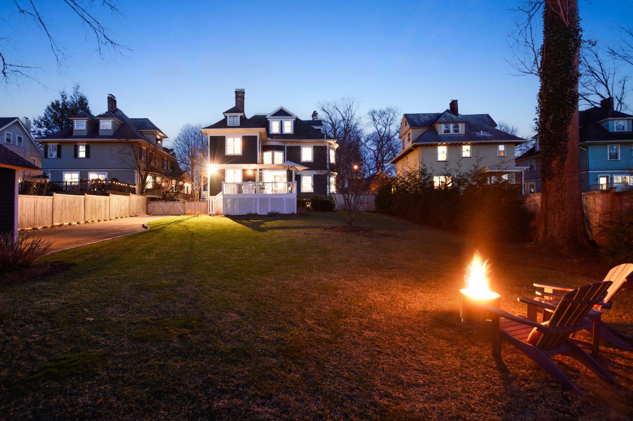 Day or night, you'll love the expansive property.