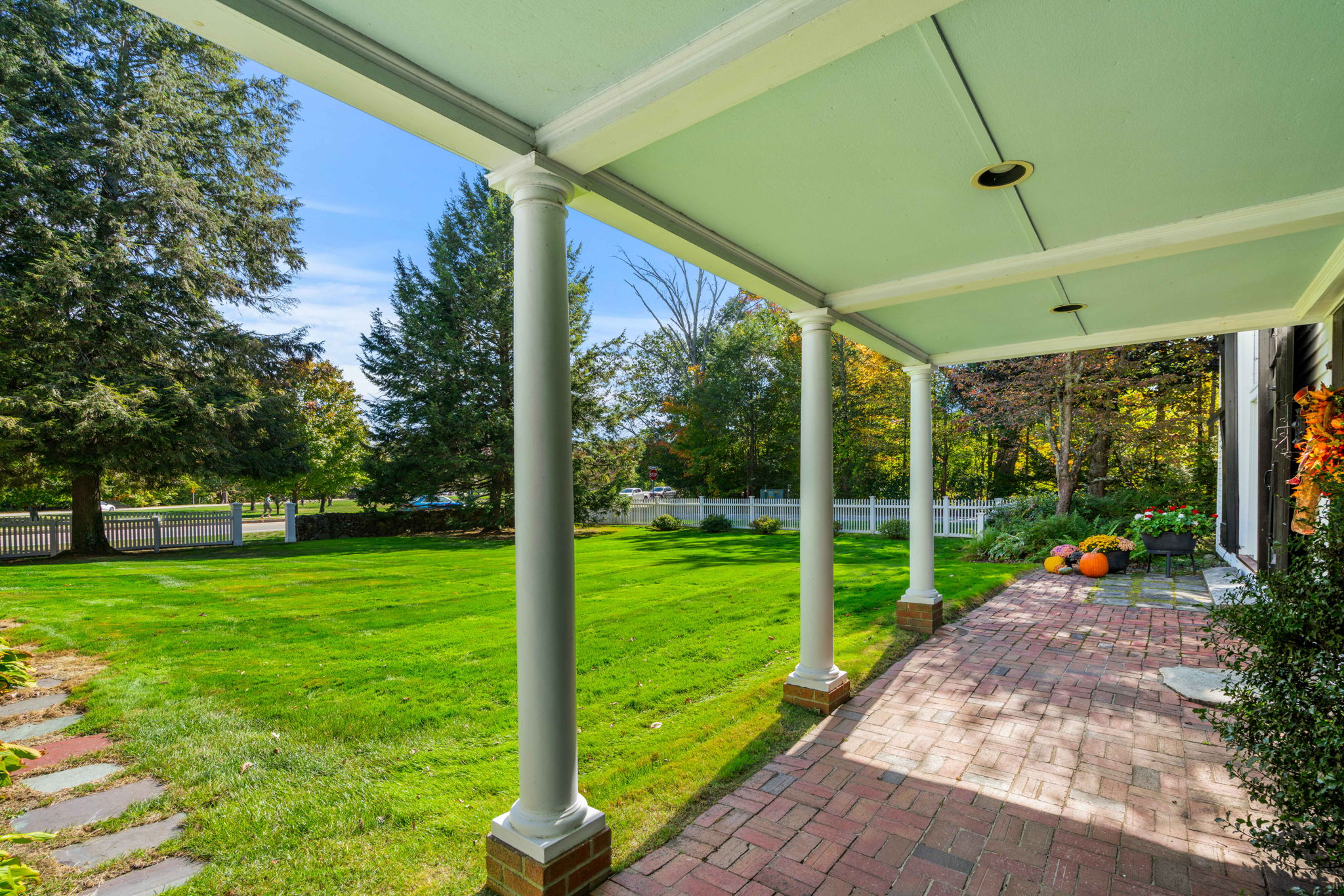 58 Osgood St, North Andover, MA 01845, USA Photo 13