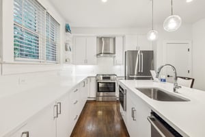 Peachtree Memorial Dr-010.jpg