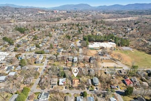 Swannanoa Ave-061.jpg