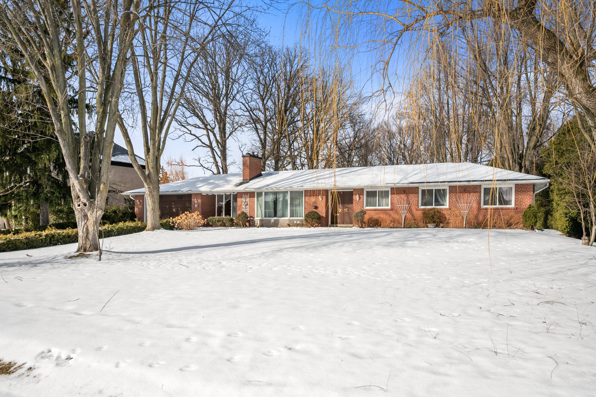 58 Sylvadene Pkwy Vaughan, ON L4L 2M6
