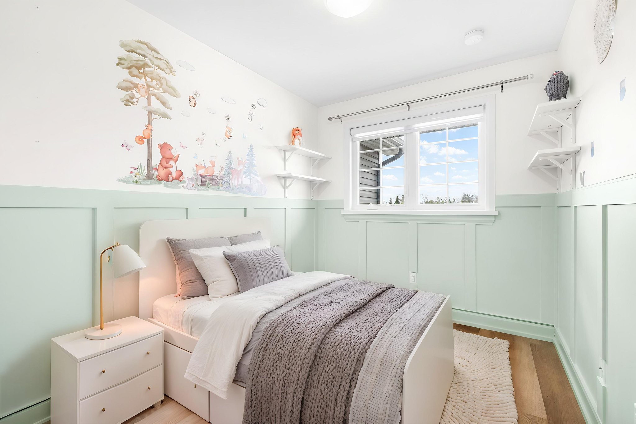 58 Vimy Ridge-26 virtually staged.jpeg