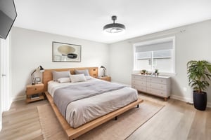 58 Vimy Ridge-21 virtually staged.jpeg