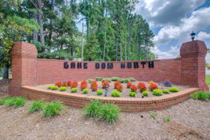 67 Exterior Neighborhood Sign