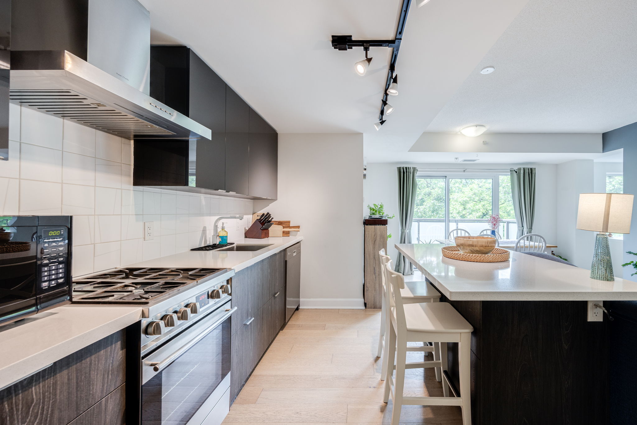 Toronto property showcase — delivered property photograph 11