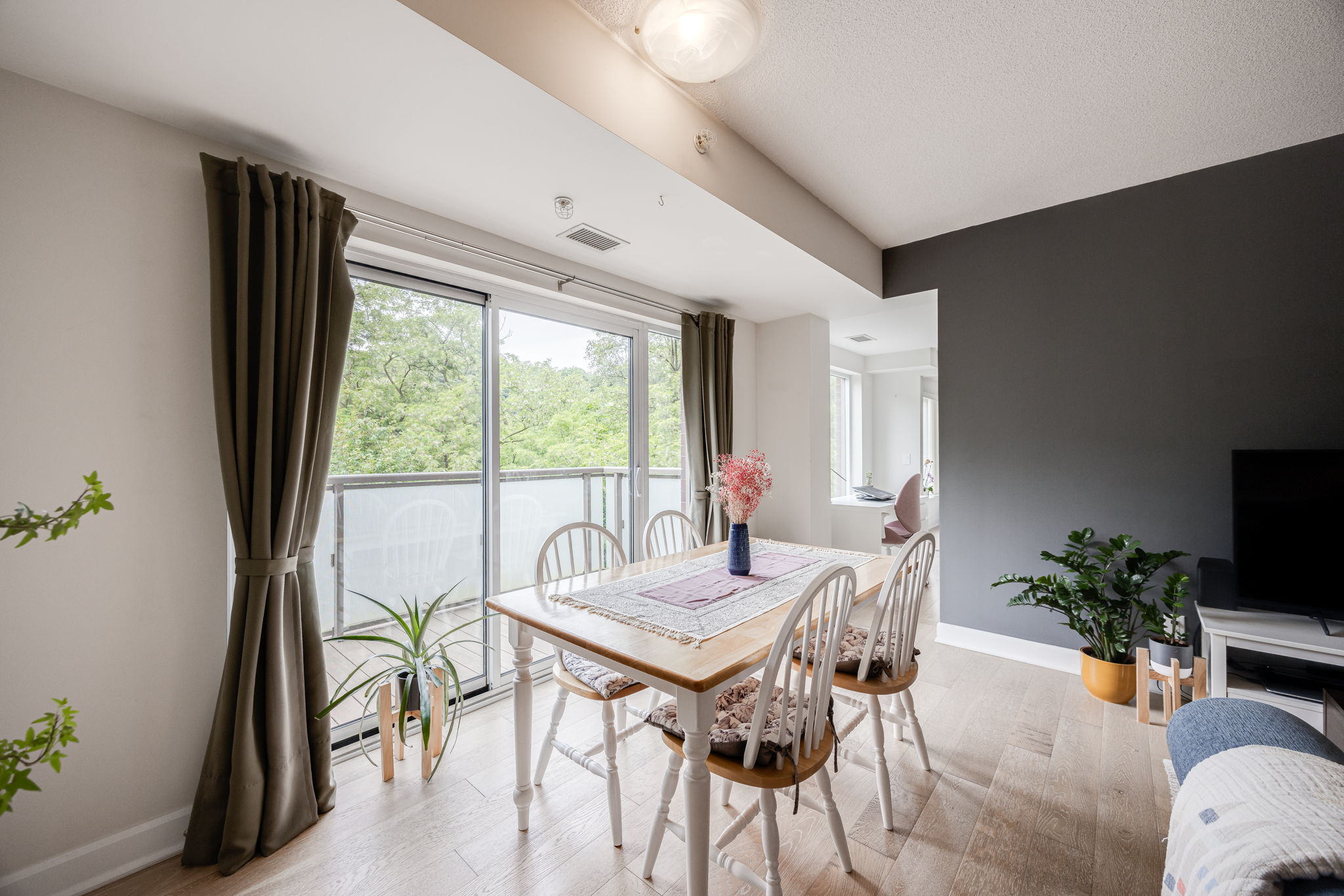 Toronto property showcase — delivered property photograph 14