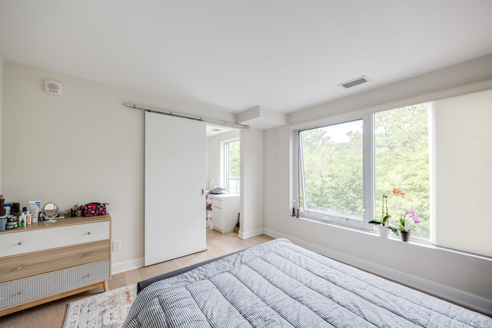 Toronto property showcase — delivered property photograph 21