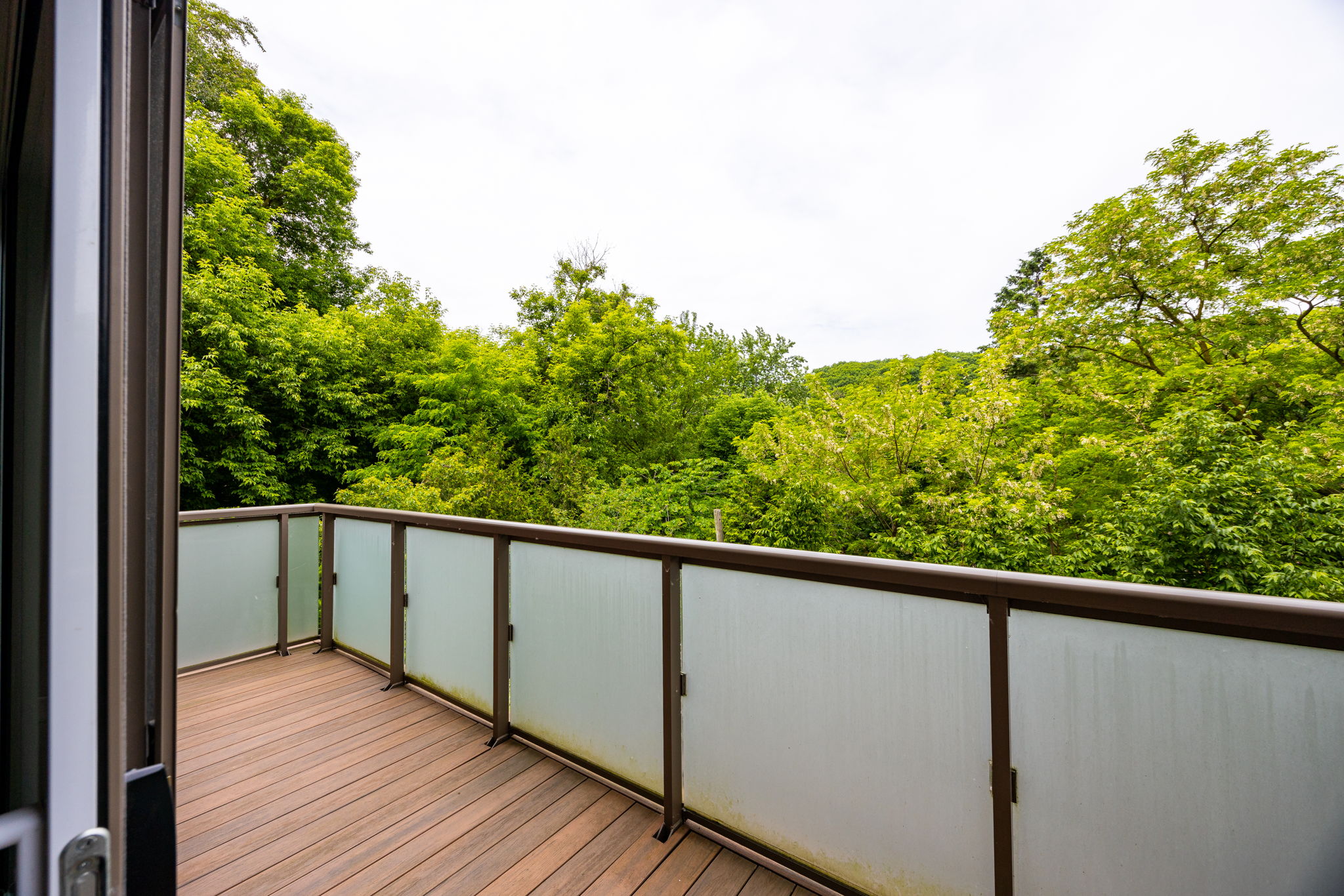 Toronto property showcase — delivered property photograph 24