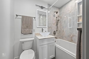 580 Newark Ln, Hoffman Estates, IL 60169_011