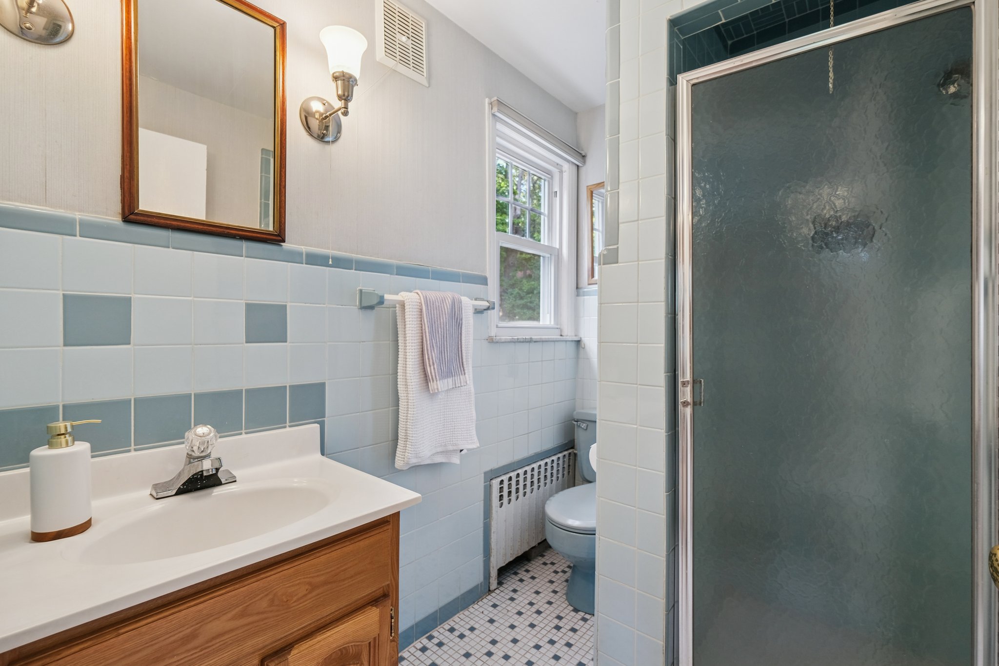 Convenient full bath on the first floor.