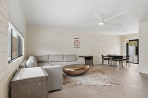 5801 E Surrey Dr - 031.jpg