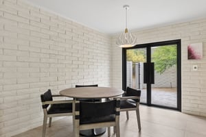 5801 E Surrey Dr - 035.jpg