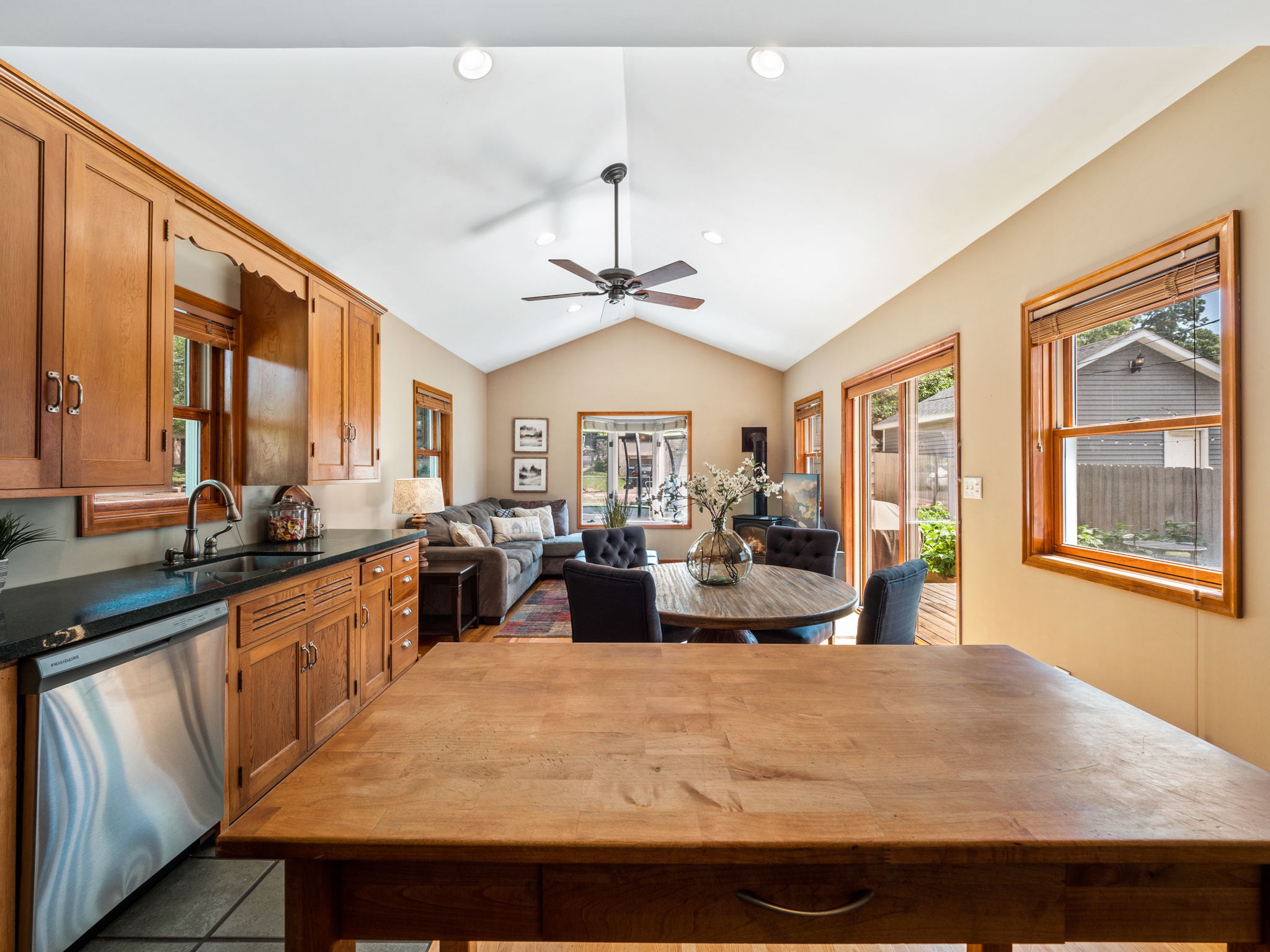  5801 Emerson Ave S, Minneapolis, MN 55419, US Photo 8
