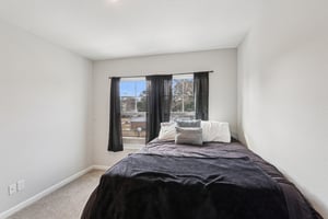 Le Sabre Rd-S2701-016.jpg