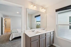 Le Sabre Rd-S2701-026.jpg