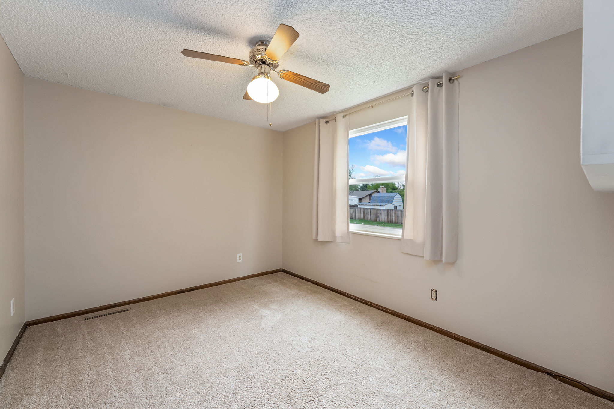 Bedroom 2 - Main Level