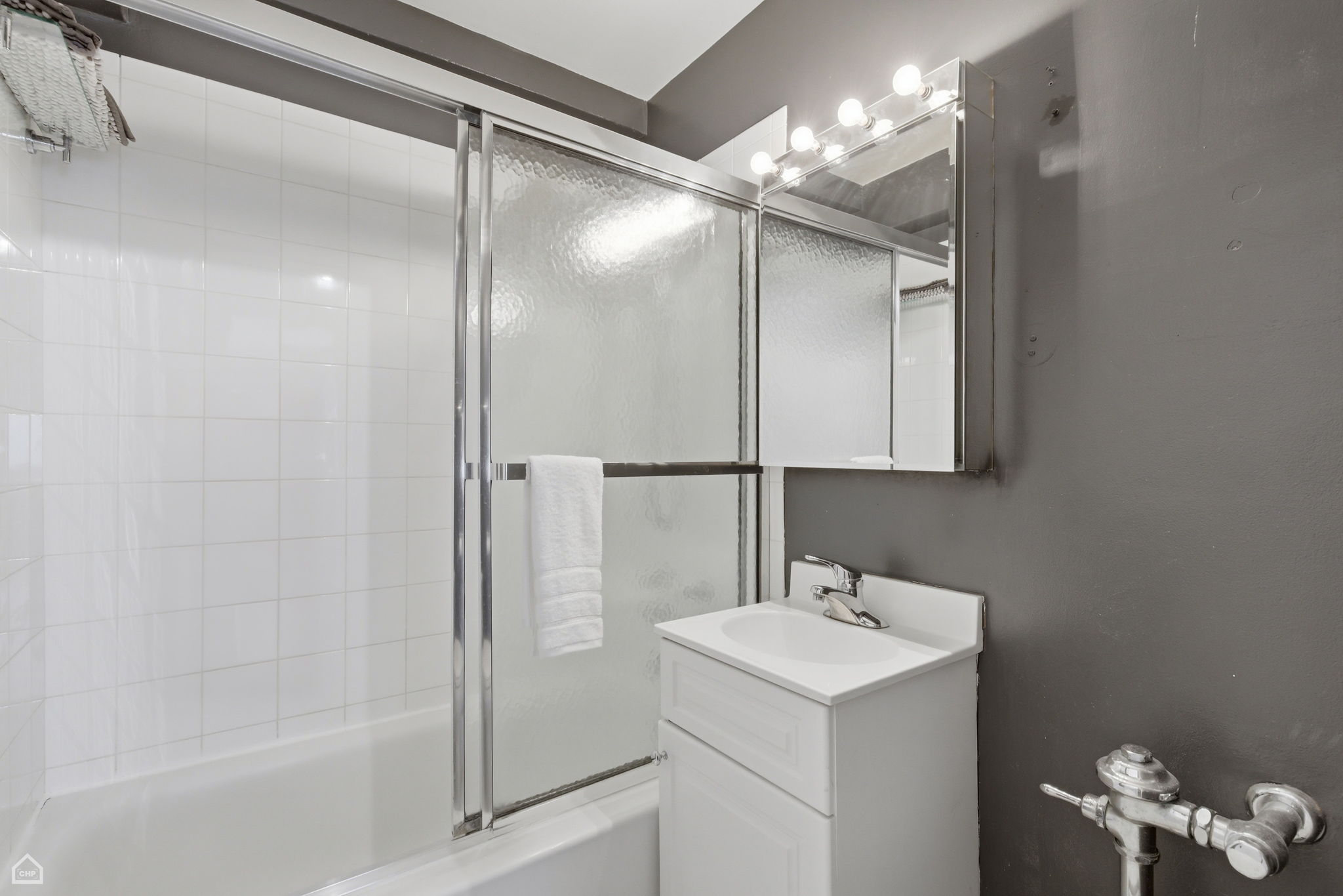 5801 N Sheridan Rd 7B - Brady Miller_041426_015