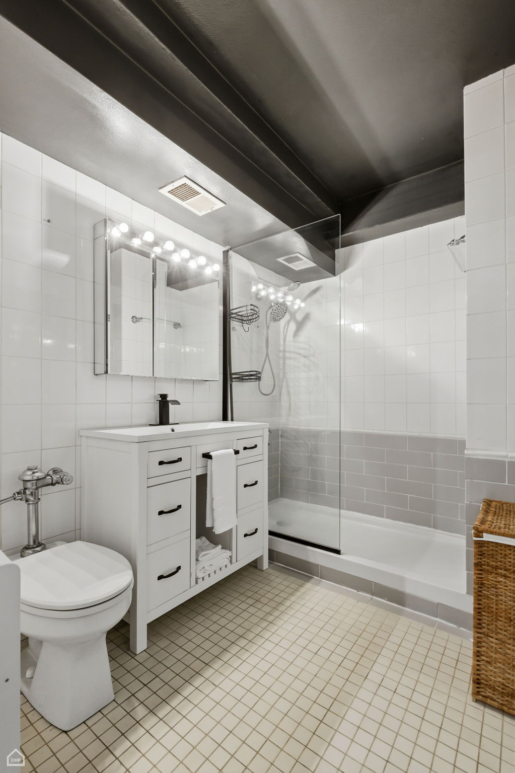 5801 N Sheridan Rd 7B - Brady Miller_041426_019