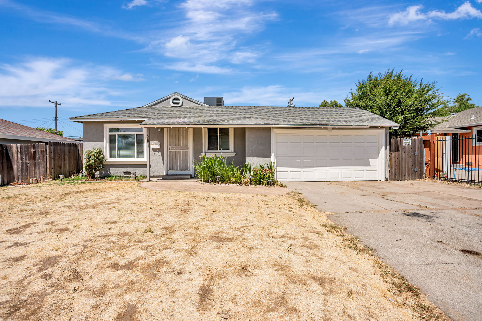 001_5801 San Vincente Way