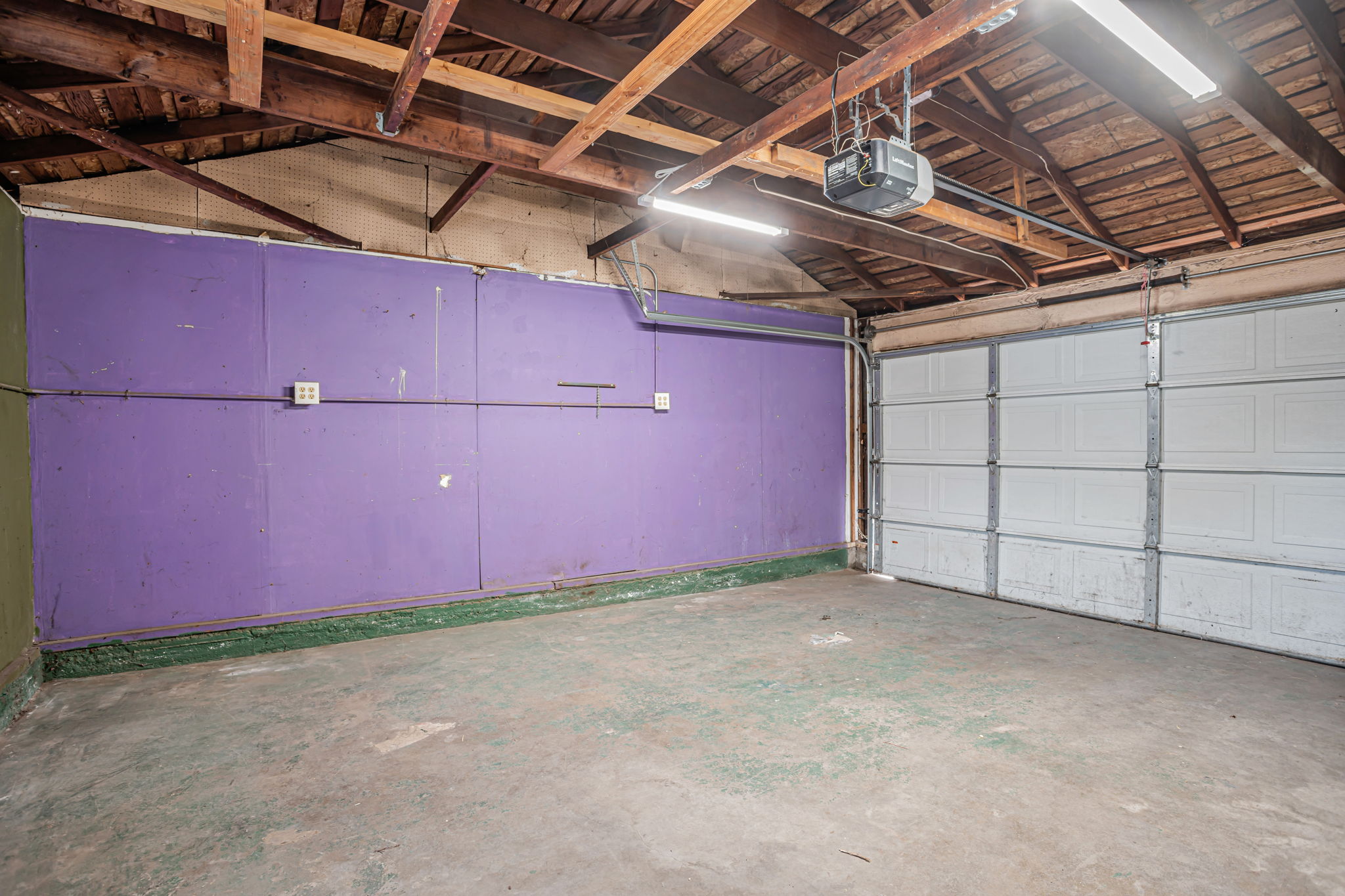 026_5801 San Vincente Way