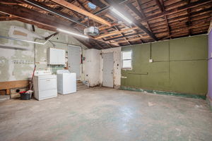 024_5801 San Vincente Way