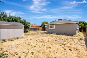 032_5801 San Vincente Way