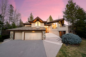  Photo 0