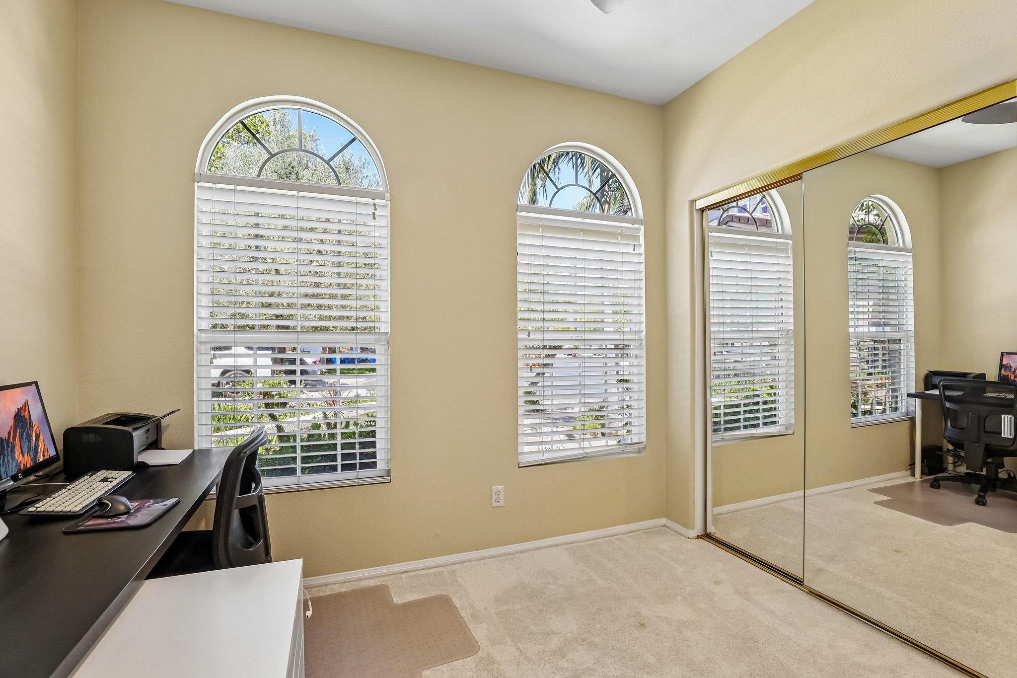 E Treehouse Ln-S1806-019.jpg