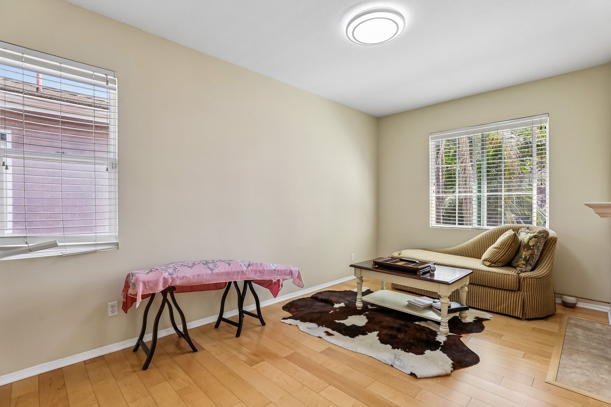 E Treehouse Ln-S1806-030.jpg