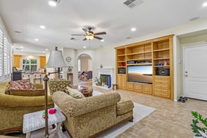 E Treehouse Ln-S1806-010.jpg