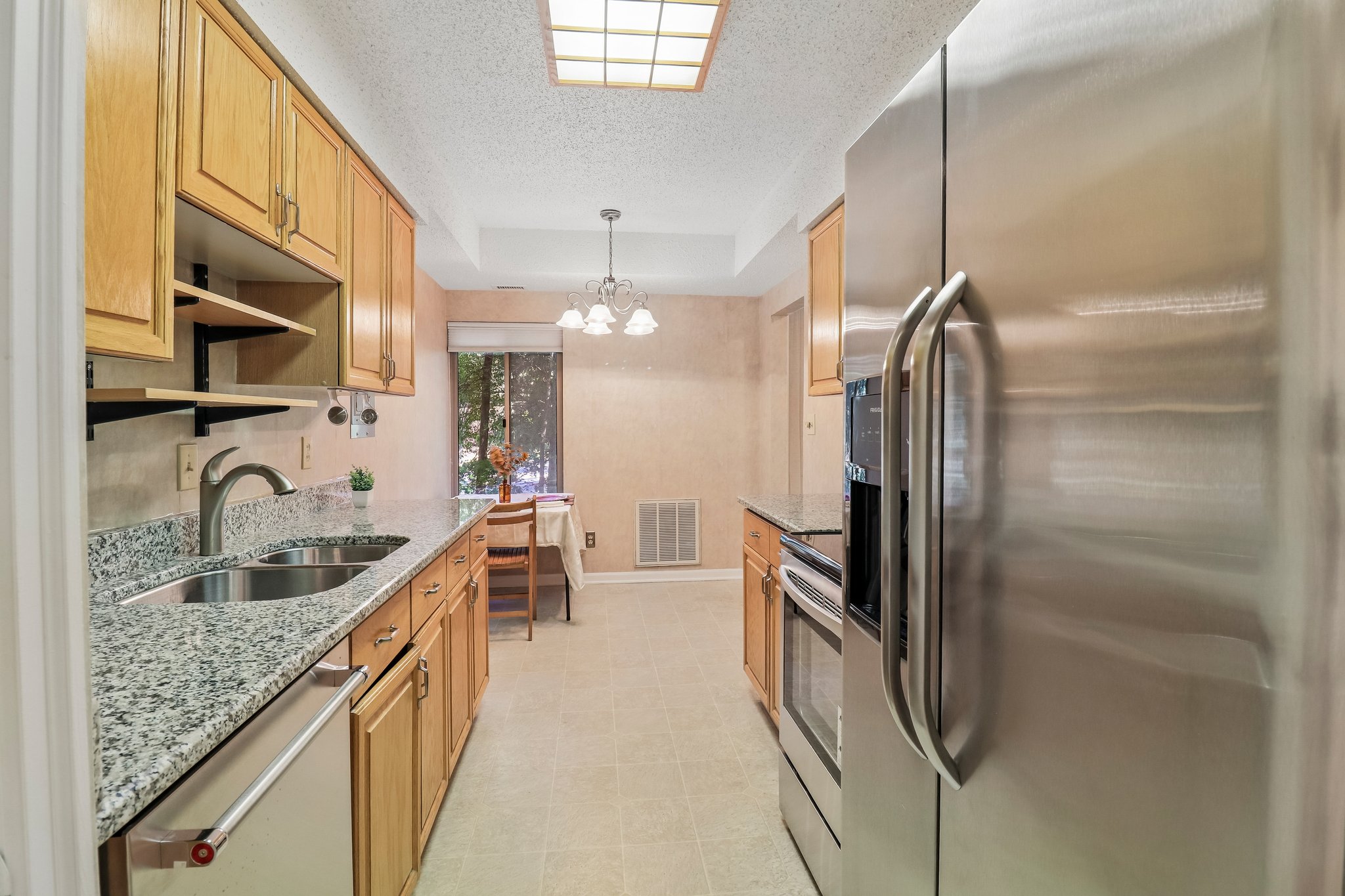 Nicholson Ln 201-S1609-022.jpg